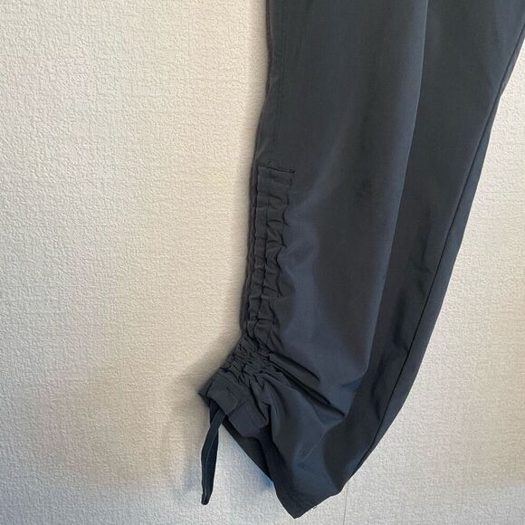 Athleta Aspire Pants Dark Gray Cinch Ankle Jogger Style Zipper Pockets Sz‎ 12 - Picture 7 of 14